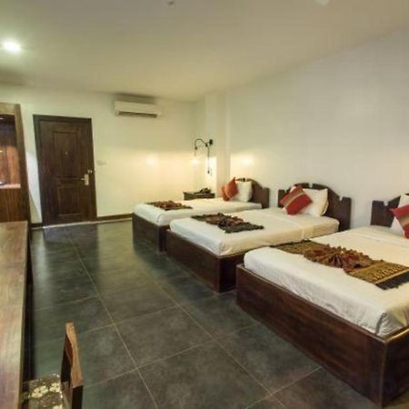 Yeak Loam Hotel Banlung Esterno foto