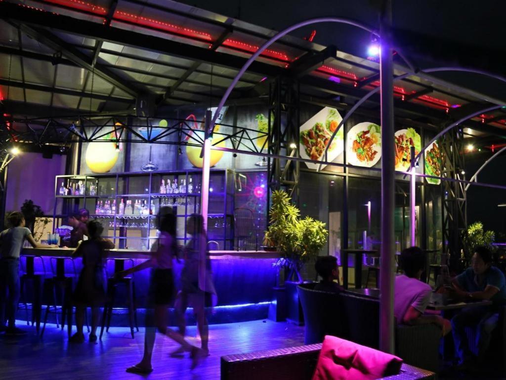 Yeak Loam Hotel Banlung Esterno foto