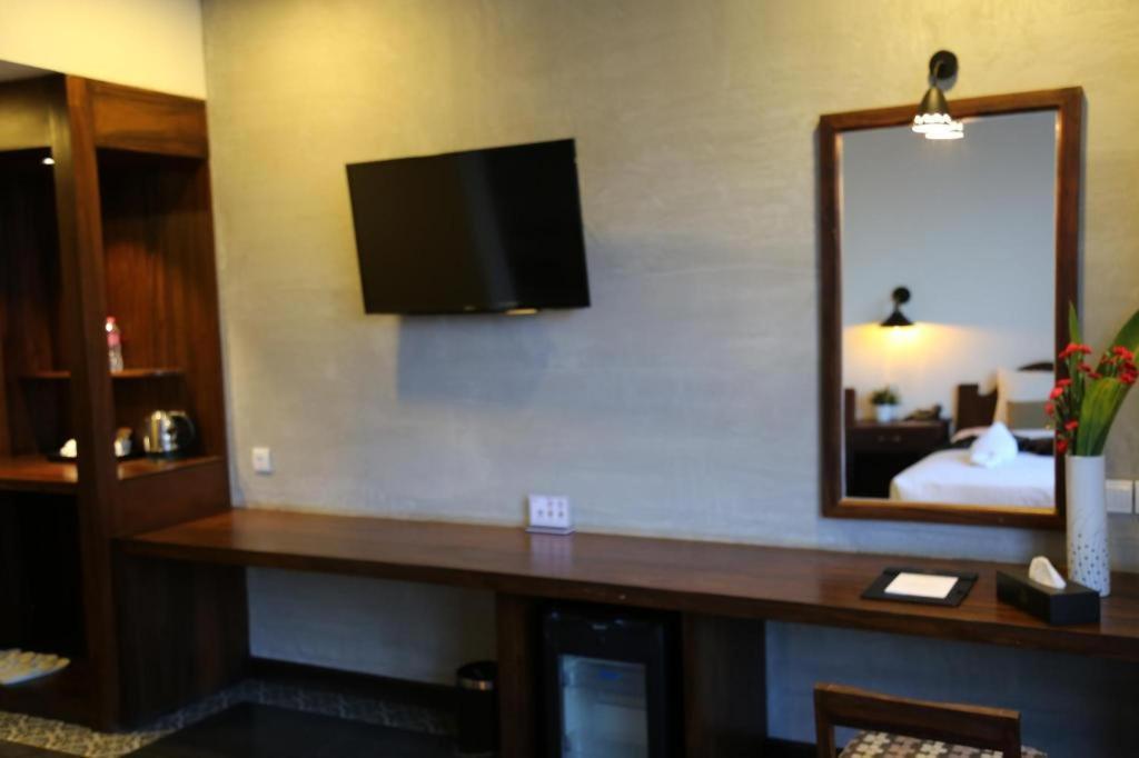 Yeak Loam Hotel Banlung Esterno foto