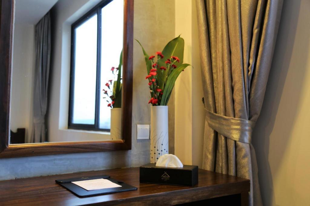 Yeak Loam Hotel Banlung Esterno foto